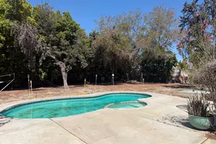 2151 N Farrell Dr, Palm Springs, CA 92262 - Photo 1