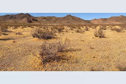 31 Brucite Street, Lucerne Valley, CA 92356 - Photo 9
