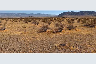 31 Brucite Street, Lucerne Valley, CA 92356 - Photo 13