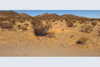31 Brucite Street, Lucerne Valley, CA 92356 - Photo 5
