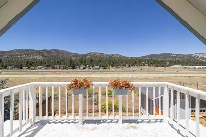927 W Fairway Boulevard, Big Bear City, CA 92314 - Photo 3