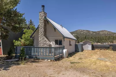927 W Fairway Boulevard, Big Bear City, CA 92314 - Photo 1