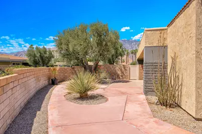 1282 Sunflower Circle N, Palm Springs, CA 92262 - Photo 23
