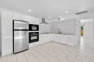 1282 Sunflower Cir N, Palm Springs, CA 92262 - Photo 9