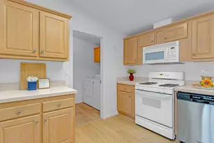 127 Hester Dr, Cathedral City, CA 92234 - Photo 27