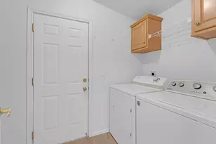 127 Hester Dr, Cathedral City, CA 92234 - Photo 29