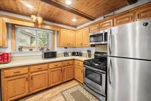 572 Ponderosa Dr, Big Bear Lake, CA 92315 - Photo 13