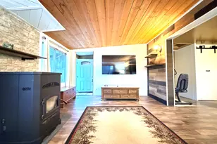 26350 Delano Dr, Idyllwild, CA 92549 - Photo 9