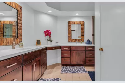 230 Desert Falls Drive E, Palm Desert, CA 92211 - Photo 17