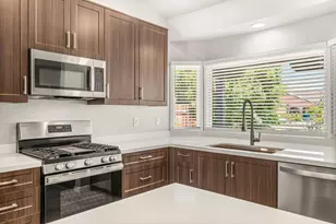 29815 Avenida Maravilla, Cathedral City, CA 92234 - Photo 13