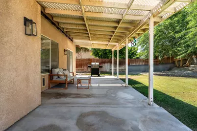 72466 Julia Way, Thousand Palms, CA 92276 - Photo 37