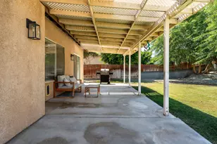 72466 Julia Way, Thousand Palms, CA 92276 - Photo 37