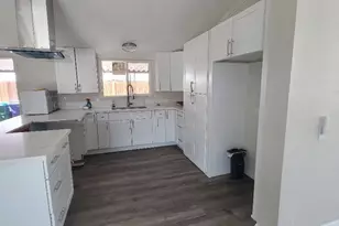 33061 Westchester Dr, Thousand Palms, CA 92276 - Photo 11