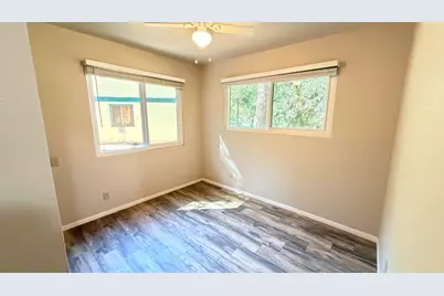 25950 Lilac Drive, Idyllwild, CA 92549 - Photo 17