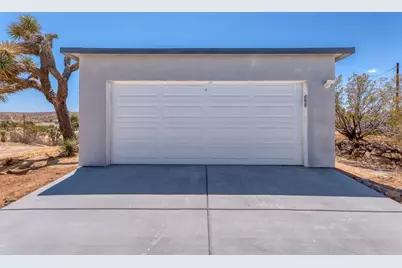 58137 Sun Mesa Drive, Yucca Valley, CA 92284 - Photo 19