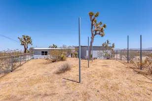 58137 Sun Mesa Dr, Yucca Valley, CA 92284 - Photo 23
