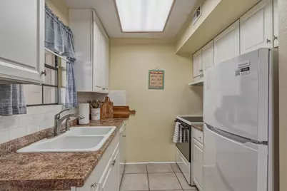 5300 E Waverly Drive #D5, Palm Springs, CA 92264 - Photo 9