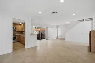 640 S Calle Petunia, Palm Springs, CA 92262 - Photo 7