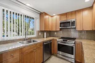 640 S Calle Petunia, Palm Springs, CA 92262 - Photo 9