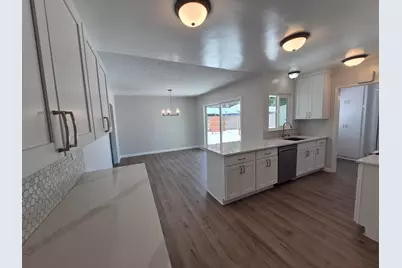 4720 Whipple Road, Riverside, CA 92506 - Photo 5