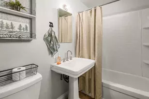 712 San Bernardino Ave, Sugarloaf, CA 92386 - Photo 11