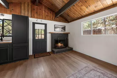 712 San Bernardino Avenue, Sugarloaf, CA 92386 - Photo 7