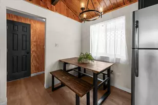 712 San Bernardino Ave, Sugarloaf, CA 92386 - Photo 5