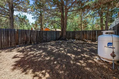 712 San Bernardino Avenue, Sugarloaf, CA 92386 - Photo 15