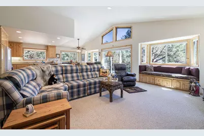 803 Plumas Court, Big Bear City, CA 92314 - Photo 11