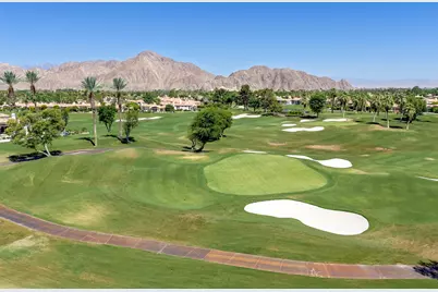 49319 Via Conquistador, La Quinta, CA 92253 - Photo 5