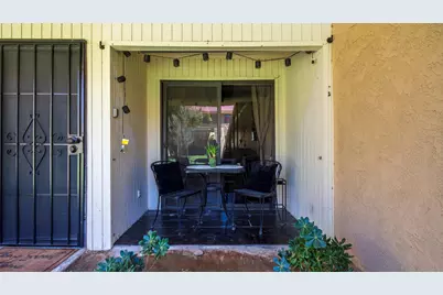 2801 N Los Felices #104, Palm Springs, CA 92262 - Photo 9