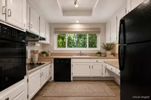 2057 Via Mariposa E, Laguna Woods, CA 92637 - Photo 15
