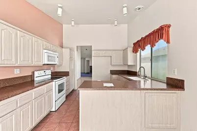 10780 Bel Air Drive, Cherry Valley, CA 92223 - Photo 21