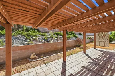 10780 Bel Air Drive, Cherry Valley, CA 92223 - Photo 37