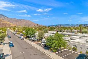 800 E Cottonwood Rd, Palm Springs, CA 92262 - Photo 37