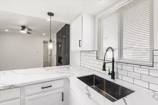 17069 N Indian Canyon Dr, Palm Springs, CA 92262 - Photo 15