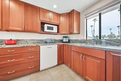 40360 Bay Hill Way, Palm Desert, CA 92211 - Photo 13