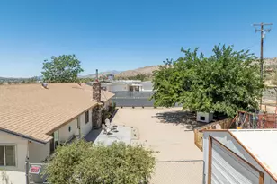 57530 Warren Way, Yucca Valley, CA 92284 - Photo 47