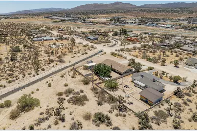 57530 Warren Way, Yucca Valley, CA 92284 - Photo 43