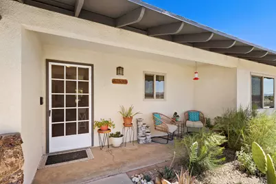 57530 Warren Way, Yucca Valley, CA 92284 - Photo 3