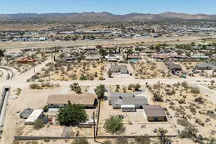 57530 Warren Way, Yucca Valley, CA 92284 - Photo 41
