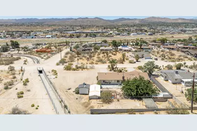 57530 Warren Way, Yucca Valley, CA 92284 - Photo 45