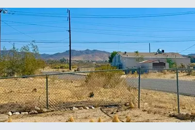 6437 Indio Avenue, Yucca Valley, CA 92284 - Photo 17