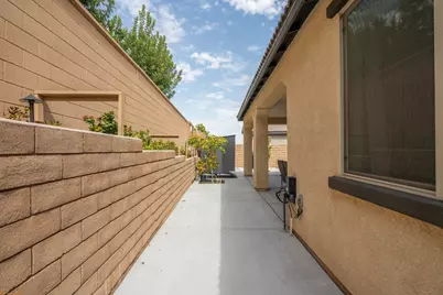 39810 Felicita Parkway, Palm Desert, CA 92211 - Photo 35