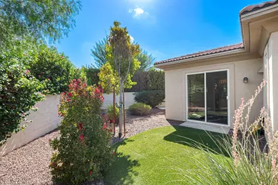 102 Tesori Drive, Palm Desert, CA 92211 - Photo 33