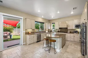 102 Tesori Dr, Palm Desert, CA 92211 - Photo 15