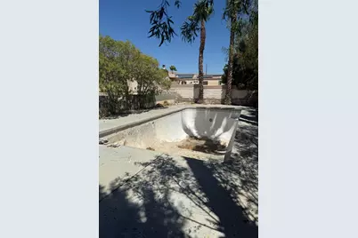 64937 Ray Court, Desert Hot Springs, CA 92240 - Photo 33
