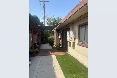 595 Thornhill Road, Palm Springs, CA 92264 - Photo 11
