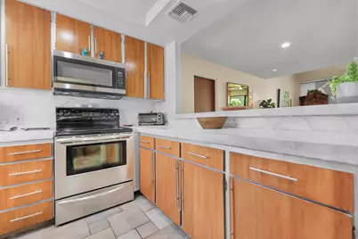 45711 W Verba Santa Drive, Palm Desert, CA 92260 - Photo 13