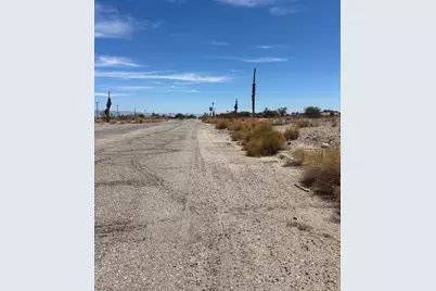 1399 Bering Boulevard, Thermal, CA 92274 - Photo 3
